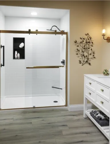 Beautiful Baths and Showers for Cedar Rapids Homes